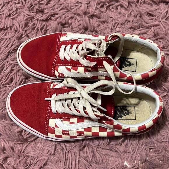 Checker vans - Picture 2 of 3